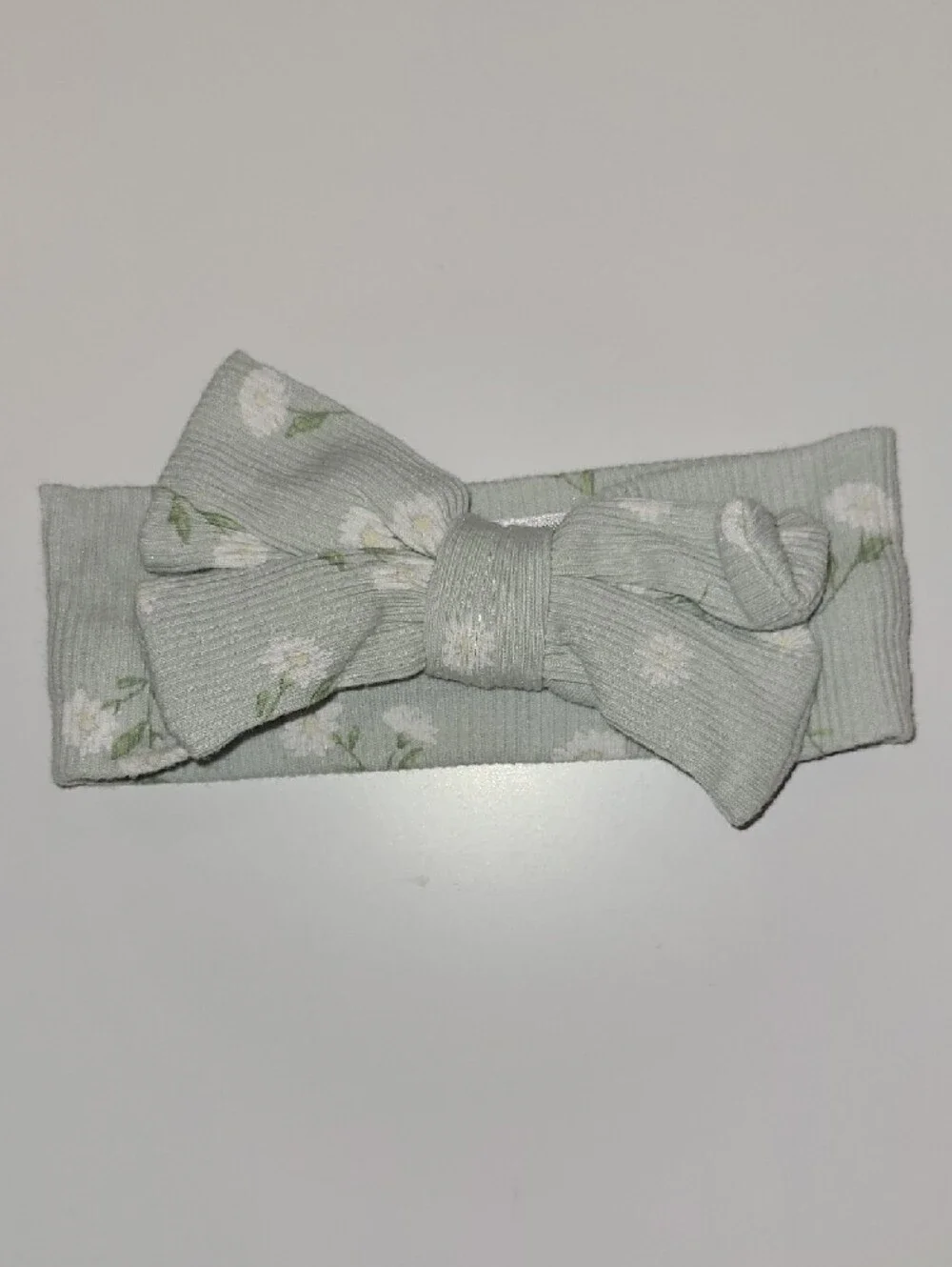 Baby Girl 3-Piece Bodysuit Set in Sage and White W/ Matching Head Band Size 0-3